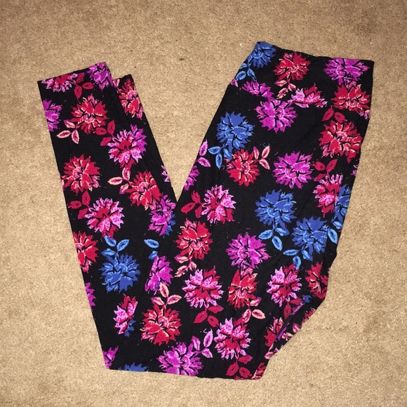 LuLaRoe Pants - LuLaRoe TC Leggings (Floral)